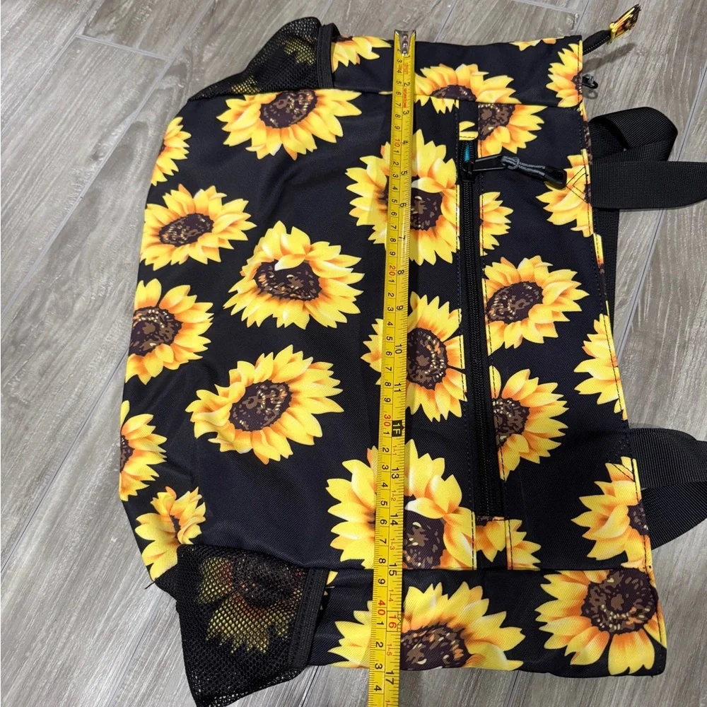 Black sunflower tote w tons of pockets - Picture 8 of 8